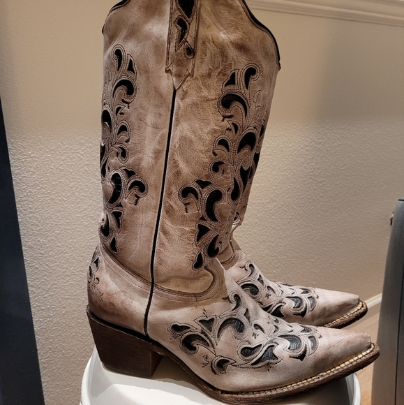 J.B. Dillon Shoes - 💕Sale💕J.B. Dillon Boots Size 9